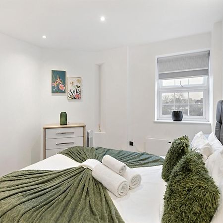 Bright And Spacious Apartment - Excellent Location Londra Esterno foto