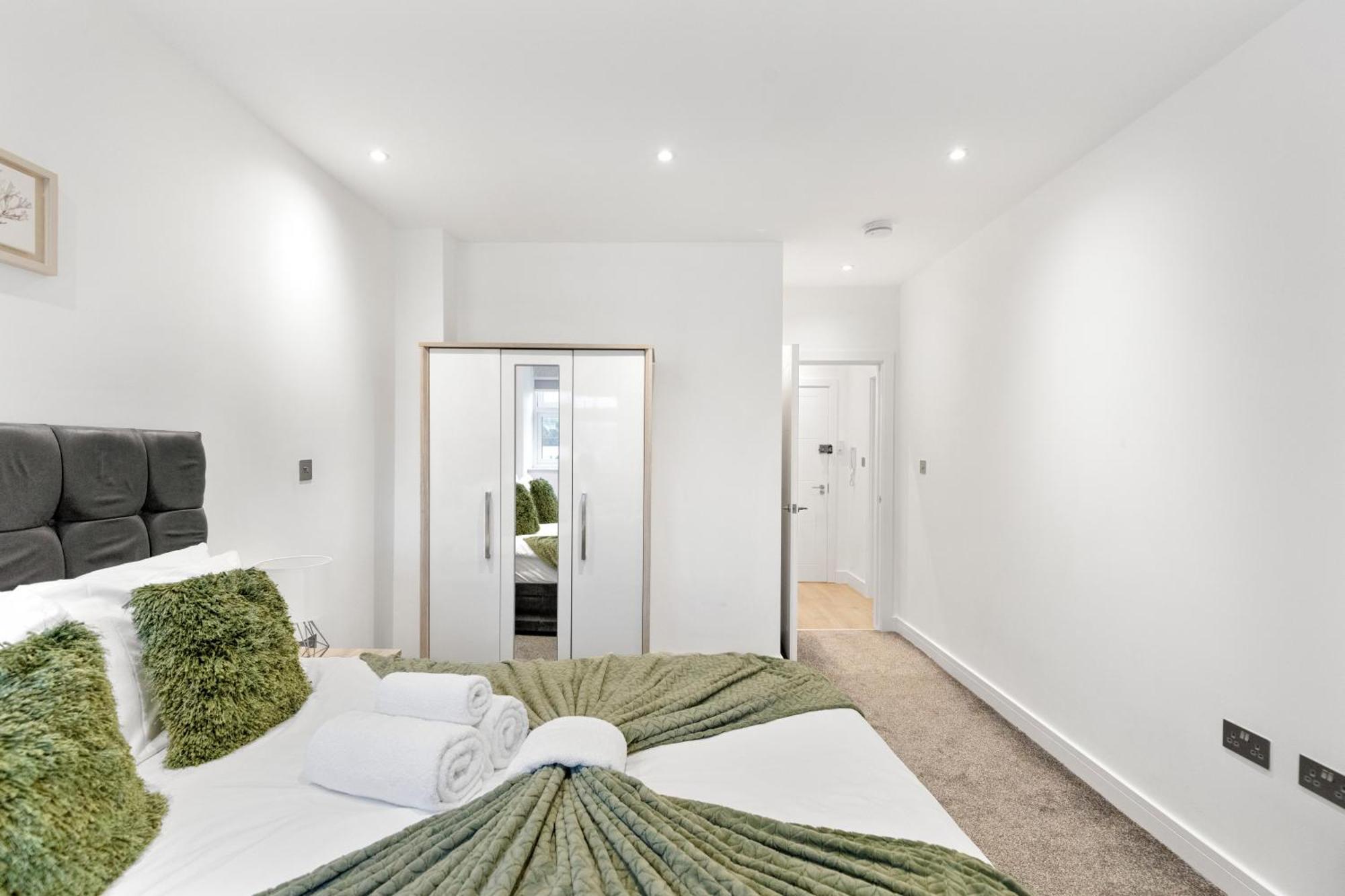 Bright And Spacious Apartment - Excellent Location Londra Esterno foto